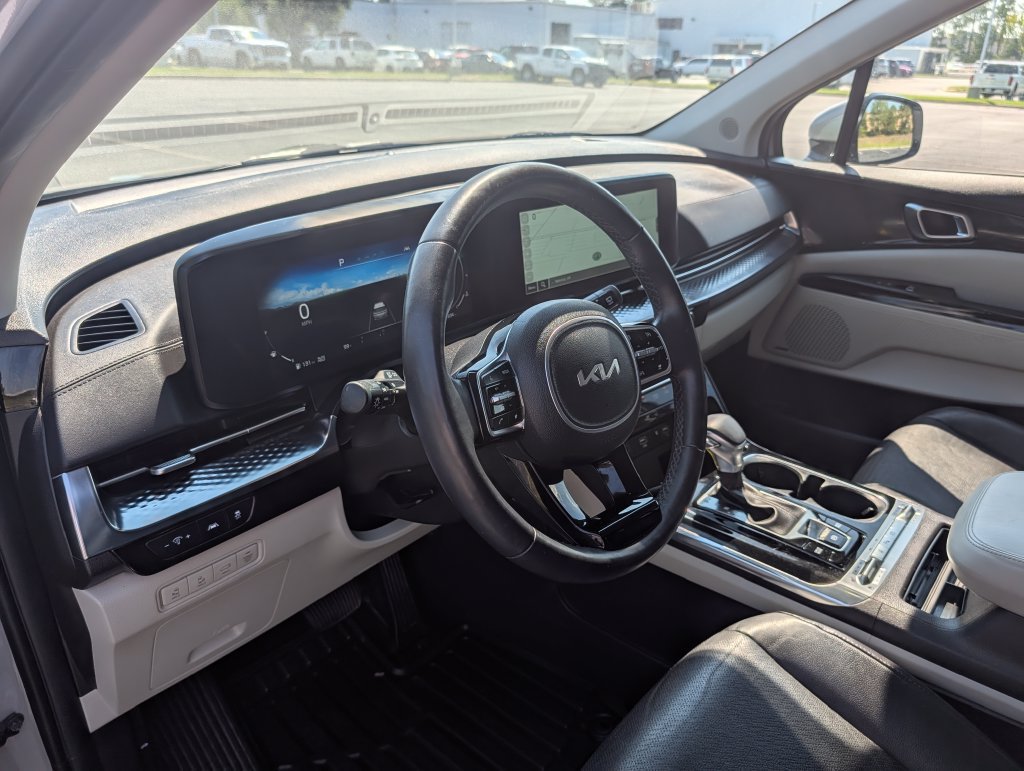 Used 2024 Kia Carnival SX Prestige FWD image 21
