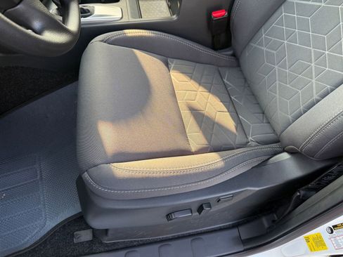 New 2026 Nissan Frontier SV w/ Tow Package image 13