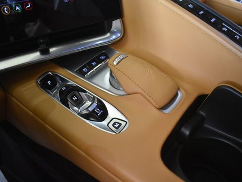 Used 2021 Chevrolet Corvette Stingray Premium Cpe w/ Z51 Performance Package RWD image 20
