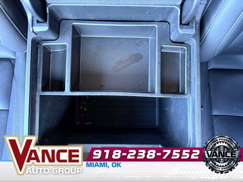 Used 2023 Chevrolet Tahoe LT w/ LT Signature Package image 38