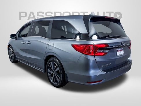 Used 2023 Honda Odyssey Touring image 5