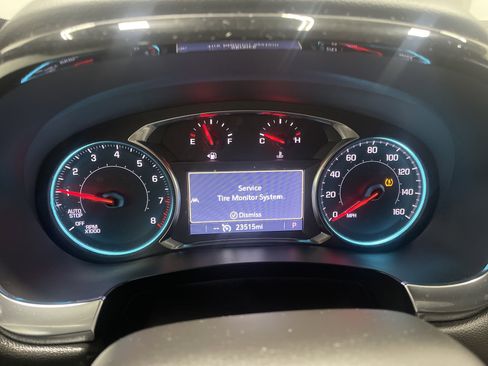 Used 2022 Chevrolet Traverse LT image 32