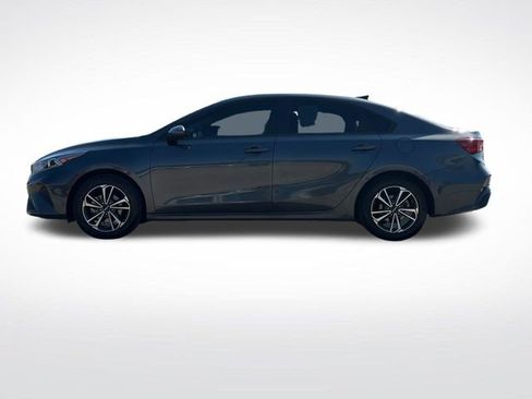 Used 2024 Kia Forte LXS image 5