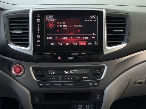 Used 2019 Honda Ridgeline RTL-T image 17