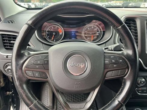 Used 2020 Jeep Cherokee Trailhawk w/ Cold Weather Group AWD/4WD image 10