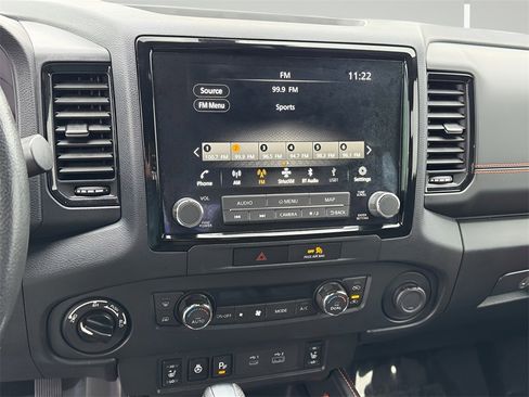Used 2022 Nissan Frontier PRO-4X image 8