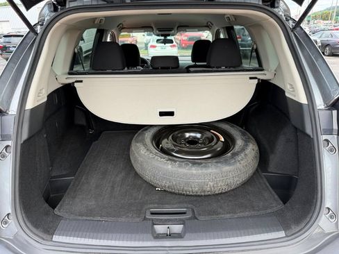 Used 2023 Nissan Rogue SV AWD/4WD image 18