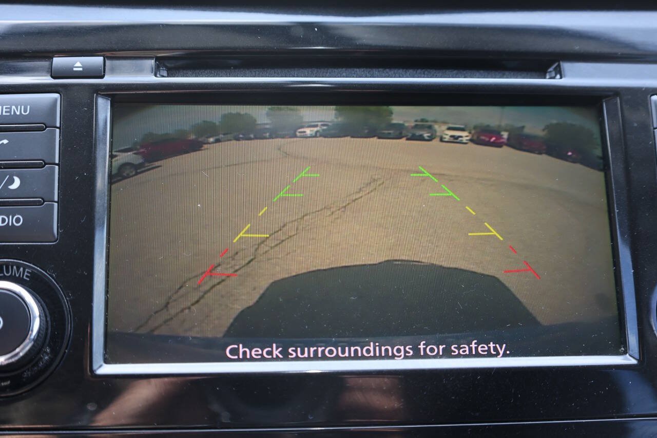 Used 2018 Nissan Rogue S AWD/4WD image 22