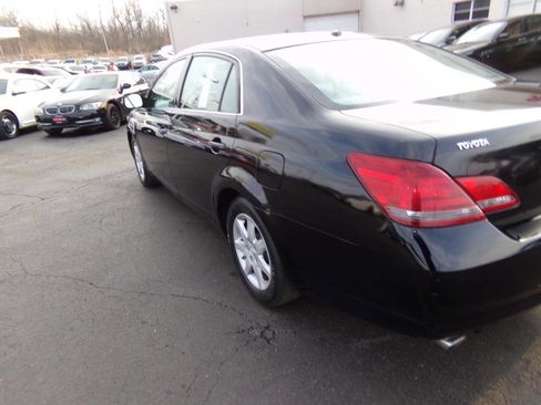 Used 2009 Toyota Avalon XL image 35