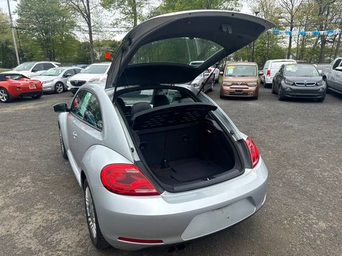 Used 2014 Volkswagen Beetle 1.8T FWD image 21