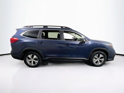 Used 2023 Subaru Ascent Premium w/ Convenience Package AWD/4WD image 4