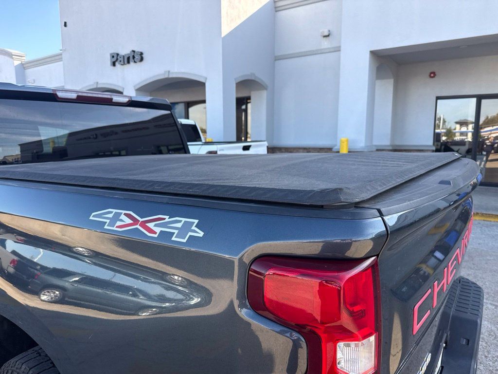 Used 2019 Chevrolet Silverado 1500 RST w/ All-Star Edition AWD/4WD image 12