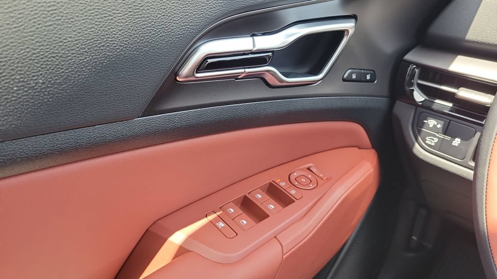 New 2026 Kia Sportage SX FWD image 20