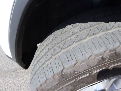 Used 2020 Jeep Grand Cherokee Laredo RWD image 13