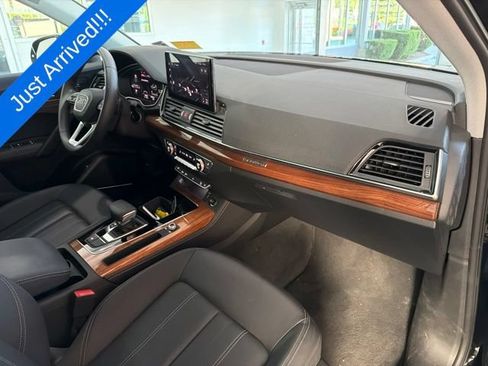 Used 2023 Audi Q5 2.0T Premium Plus w/ Premium Plus Package AWD/4WD image 14