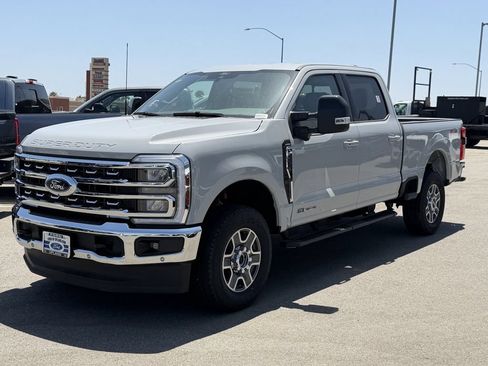 New 2026 Ford F250 Lariat w/ Lariat Premium Package AWD/4WD image 4