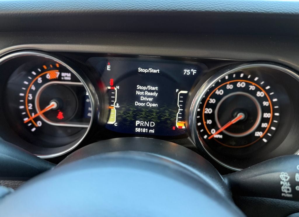 Used 2022 Jeep Wrangler Sport AWD/4WD image 7