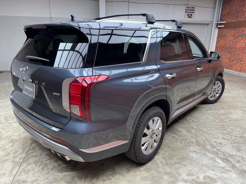 Used 2023 Hyundai Palisade SEL AWD/4WD image 5