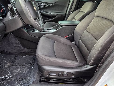 Certified 2023 Chevrolet Malibu LT w/ Driver Confidence Package image 16