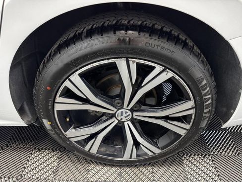 Used 2021 Volkswagen Passat 2.0T SE image 19