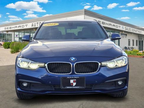 Used 2018 BMW 320i xDrive Sedan image 2