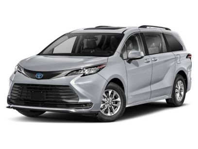 Certified 2022 Toyota Sienna LE