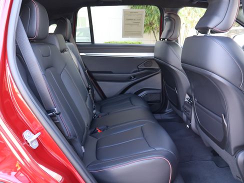 Used 2024 Jeep Wagoneer Launch Edition image 21