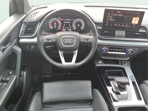 Used 2025 Audi Q5 2.0T Premium AWD/4WD image 20