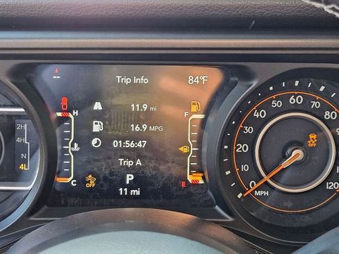 New 2025 Jeep Gladiator Sport image 16