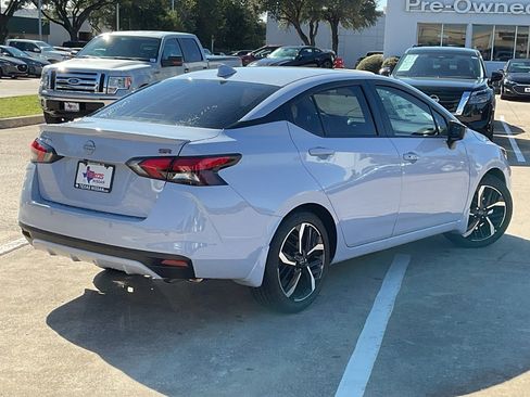 New 2025 Nissan Versa SR image 5