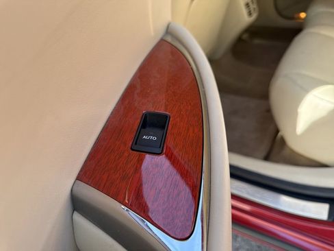 Used 2010 Lexus ES 350 FWD image 27