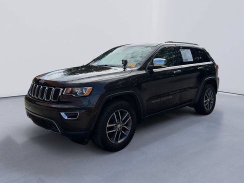 Used 2017 Jeep Grand Cherokee Limited AWD/4WD image 7