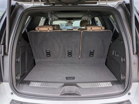 Used 2023 Chevrolet Tahoe Premier image 13