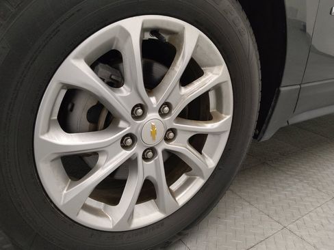 Used 2020 Chevrolet Equinox LT w/ Driver Convenience Package AWD/4WD image 31