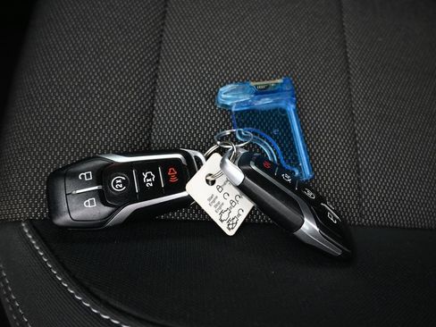 Used 2017 Ford Mustang Coupe image 43