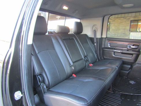 Used 2018 RAM 2500 Laramie w/ Sport Appearance Group image 12