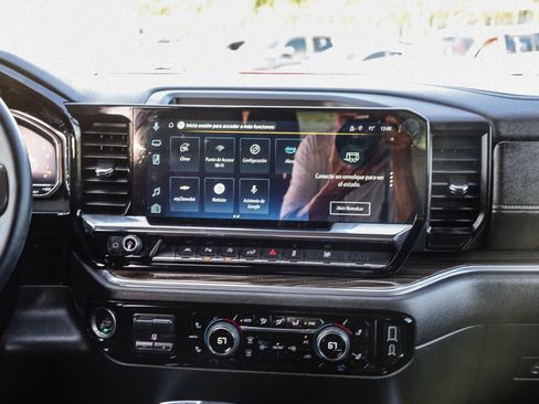 Used 2025 Chevrolet Silverado 1500 LT w/ Safety Package image 16