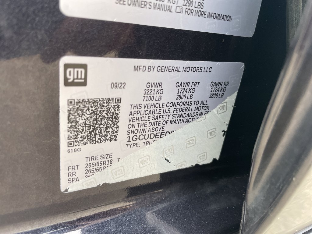Used 2022 Chevrolet Silverado 1500 RST AWD/4WD image 23