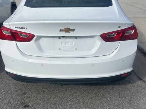 Used 2024 Chevrolet Malibu LT image 3