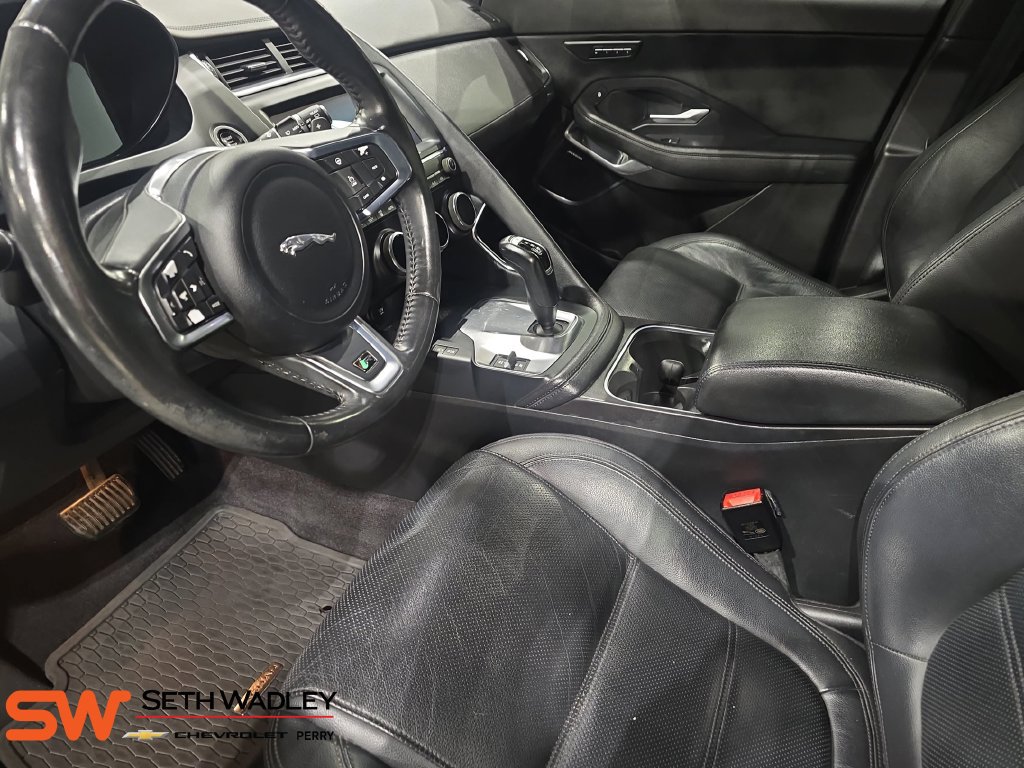Used 2020 Jaguar E-PACE SE AWD/4WD image 17
