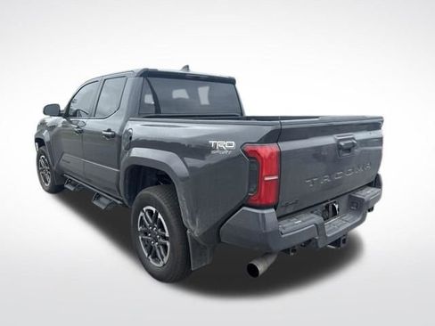 Used 2024 Toyota Tacoma TRD Sport AWD/4WD image 3