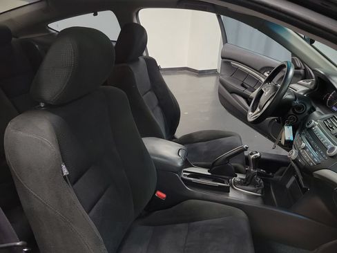 Used 2012 Honda Accord EX image 29