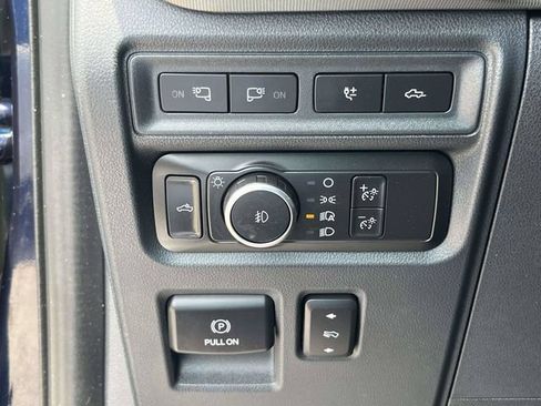 Used 2022 Ford F150 Raptor w/ Equipment Group 801A High AWD/4WD image 15