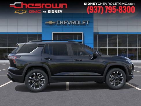 New 2026 Chevrolet Equinox RS w/ Convenience Package III FWD image 5