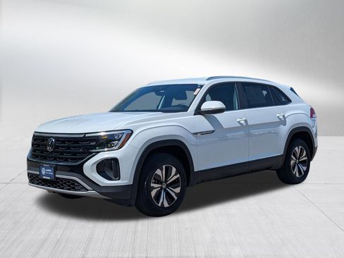 Certified 2024 Volkswagen Atlas Cross Sport SE AWD/4WD image 3