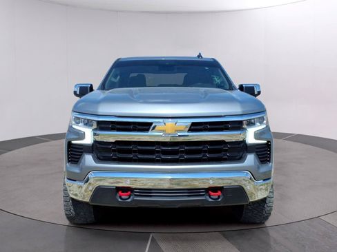 Used 2024 Chevrolet Silverado 1500 LT w/ Z71 Off-Road Package AWD/4WD image 8