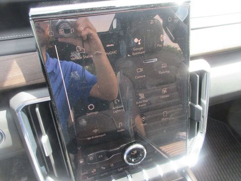New 2026 GMC Acadia Denali Ultimate AWD/4WD image 18