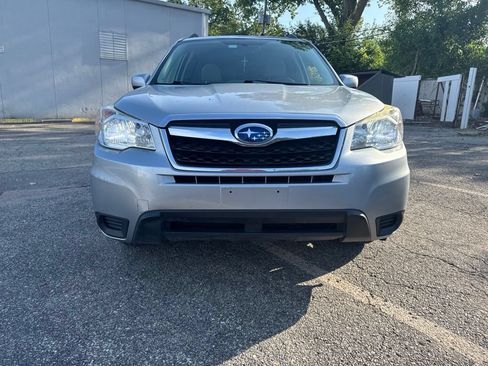 Used 2016 Subaru Forester 2.5i Premium w/ Popular Package #2 AWD/4WD image 7
