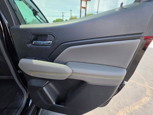 Used 2024 Chevrolet Colorado ZR2 w/ ZR2 Convenience Package III AWD/4WD image 13