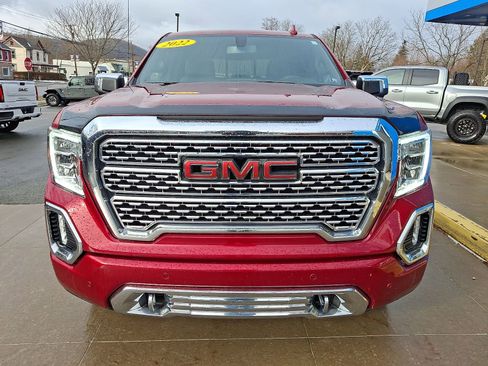 Used 2022 GMC Sierra 1500 Denali w/ Denali Premium Package image 2